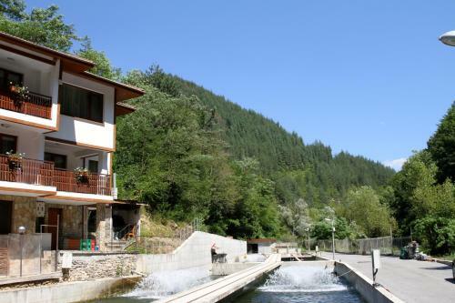 Fisherman's Hut Hotel