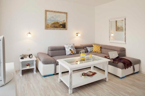 Relax Hotel