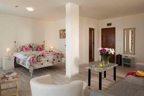 Relax Hotel
