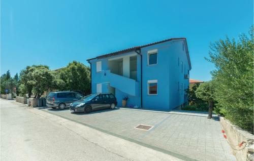Two-bedroom Apartment In Kolan