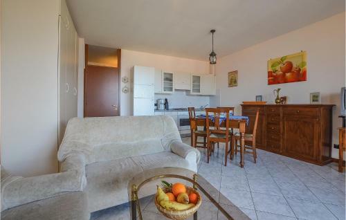 One-bedroom Apartment In Germignaga