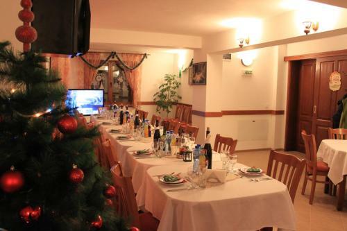 Hostal Kris Guest House