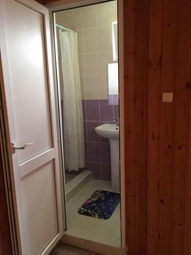 Hostal Guest House Ellina