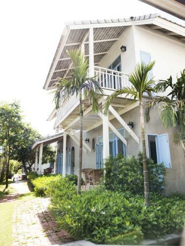 Hotel Pomelo Amphawa The Local Residence