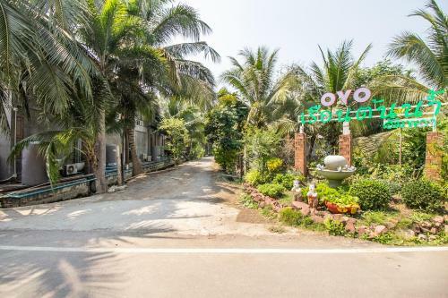 Hostal Oyo 696 Reuntonnam Amphawa