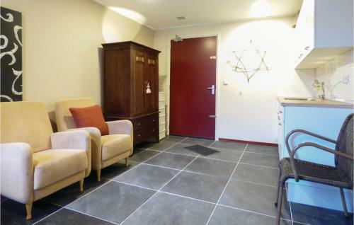 Eighteen-bedroom Holiday Home In Oberstadfeld
