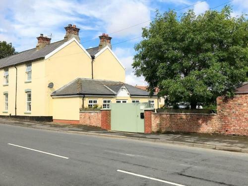 Manor Farm House East