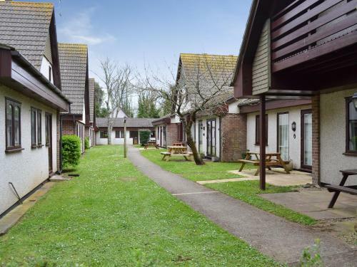 Trevithick Court