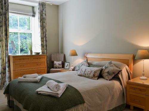 4 The Old Vicarage