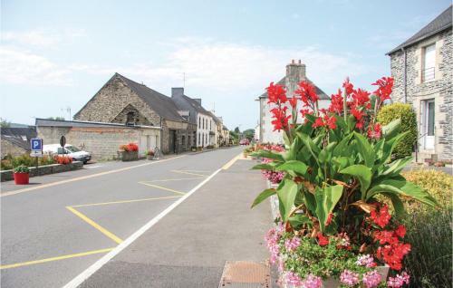 Four-bedroom Holiday Home In Caurel