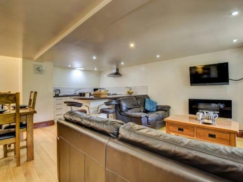Holiday Home Ty Cart