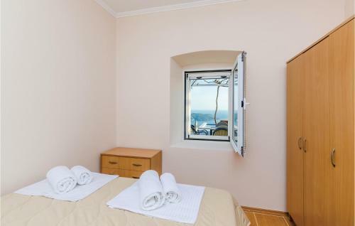 Two-bedroom Holiday Home In Herceg Novi