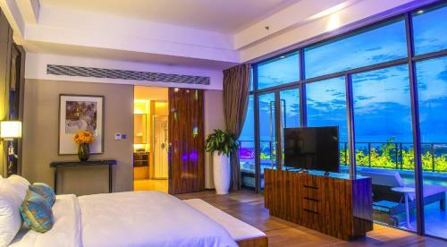 Forest City Marina Hotel