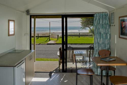 Oakura Beach Holiday Park