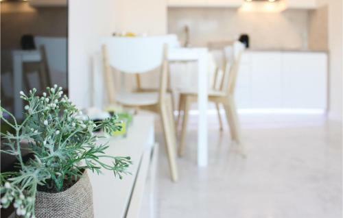 One-bedroom Apartment In Dziwnow