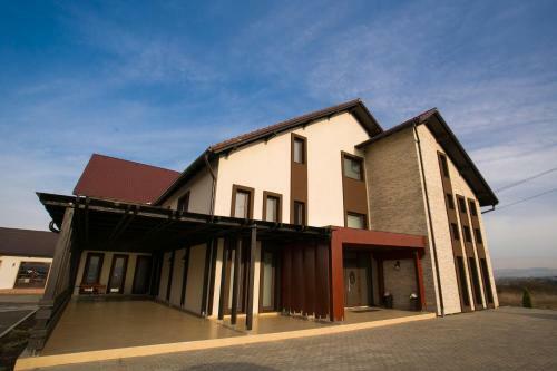 Hostal Pensiunea Rustik Lancram