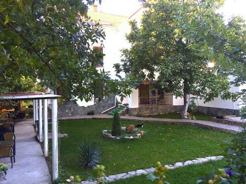 Hostal Chernomorskaya 3