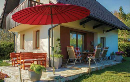 Three-bedroom Holiday Home In Preserje