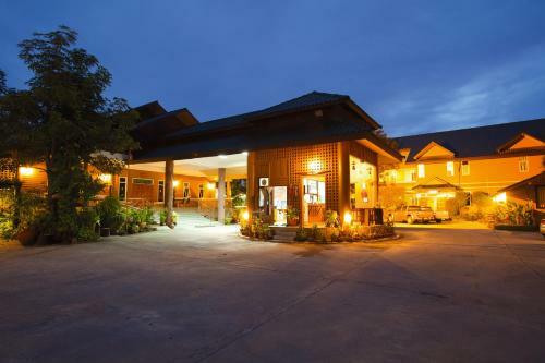 Hotel Baantip Suantong