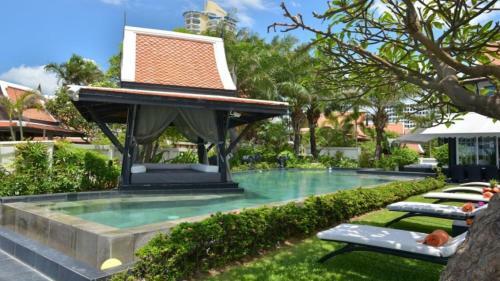 Villa Divinity