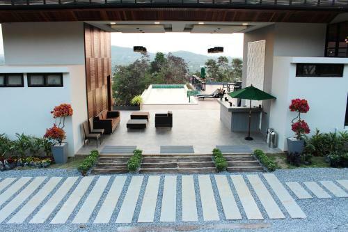 Hotel Phurapee Pakchong