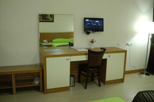 Arsames Hotel