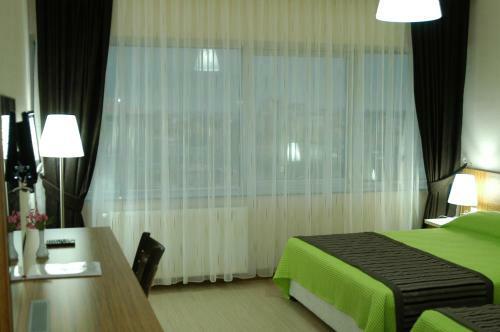 Arsames Hotel