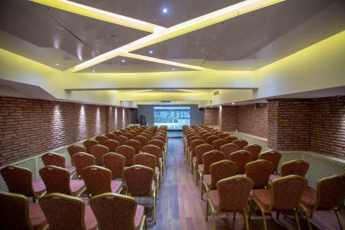 Aktug Elegance Hotel