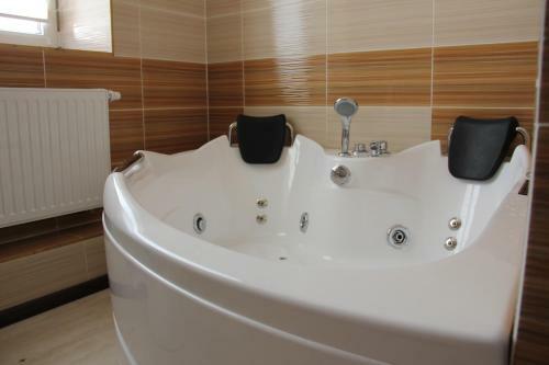 Mishyn-city Hotel