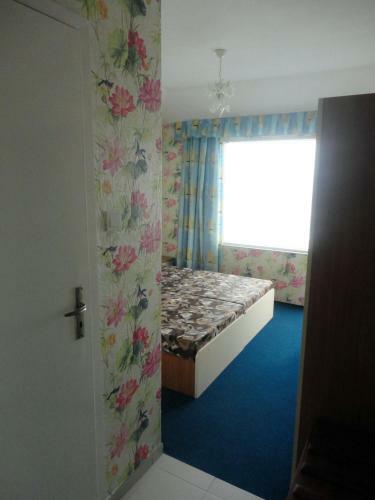 Hostal Guest Rooms Casa Luba
