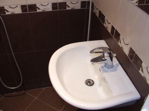 Hostal Asparuhov Guest Rooms And Apartments