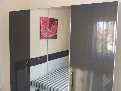 Hostal Asparuhov Guest Rooms And Apartments
