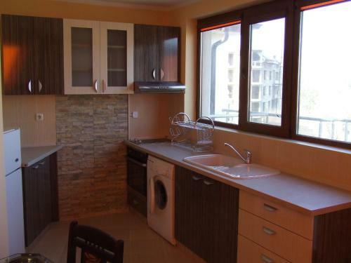 Hostal Asparuhov Guest Rooms And Apartments