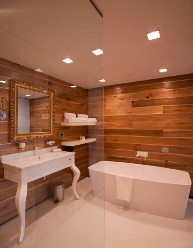 Graffit Gallery Design Hotel