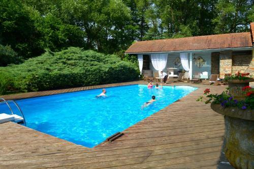 Hotel Farma Michael Na Tvrzi Nedv?z�
