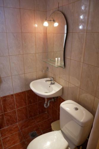 Hostal Poseidon Rooms