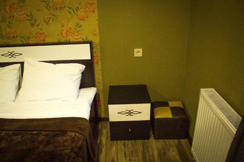 Hostal Aragvi Guest House