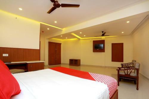 Hotel Capital O 14702 Kovilakam Residency