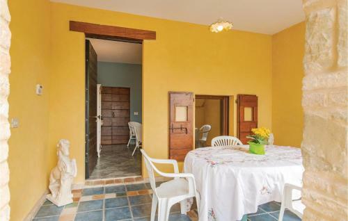 Three-bedroom Holiday Home In Montelupone (Mc)