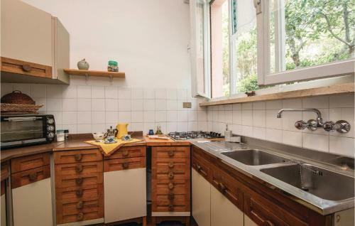 Two-bedroom Holiday Home In Piediluco