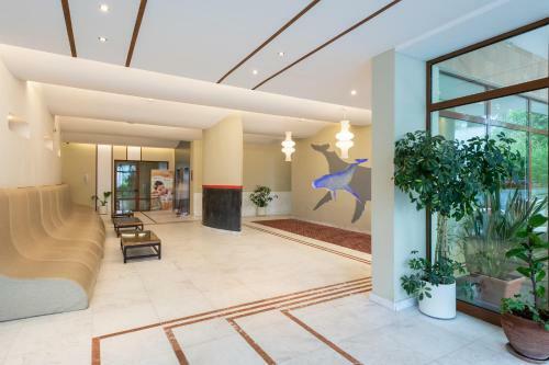 Hotel Garden Of Eden Complex