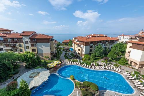 Hotel Garden Of Eden Complex