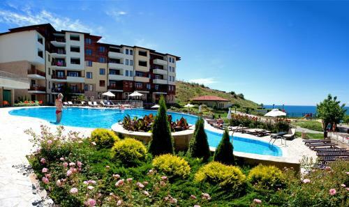 Hotel Garden Of Eden Complex