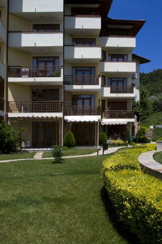 Hotel Garden Of Eden Complex