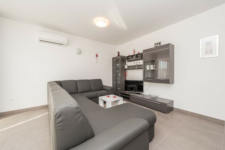 Apartments Kljajic