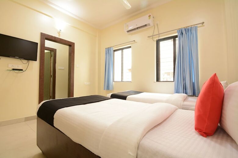 Capital O 61317 Hotel Gandharva Residency
