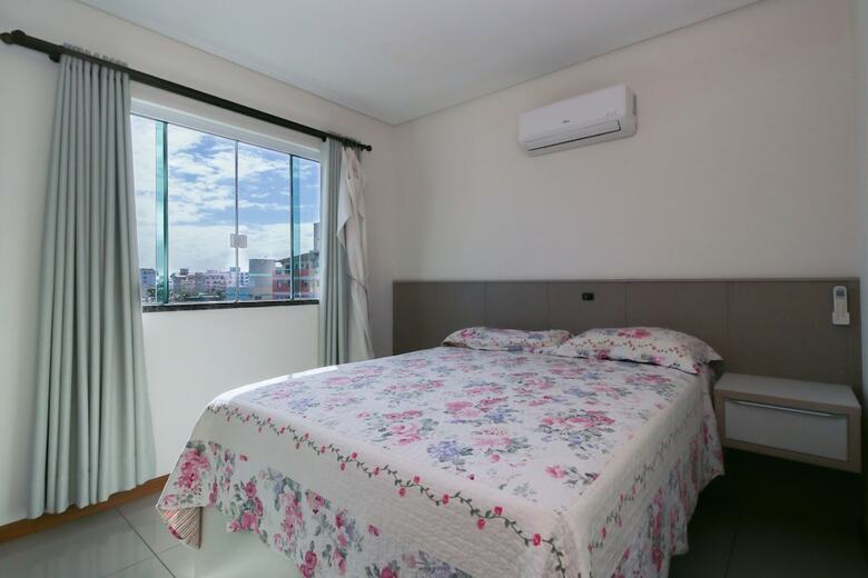 Aluguel Apartamento 2 Quartos Sendo 1 Su�te - 528