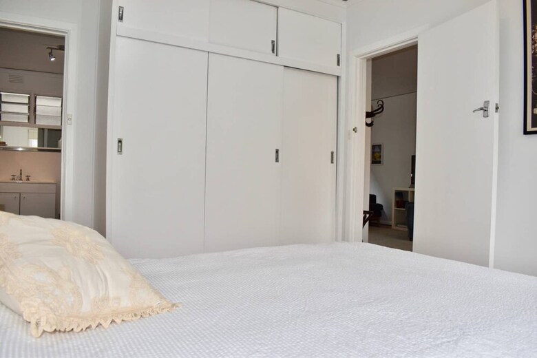 Charming 1 Bedroom Apartment In Leafy Green Hawthorn