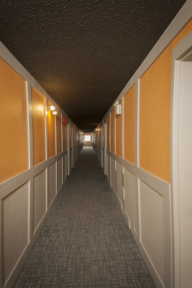 Hotel River Inn
