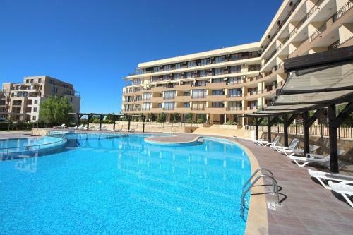 Menada Luxor Apartments